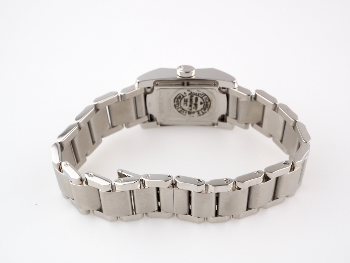 Швейцарские часы Baume & Mercier Hampton Diamond