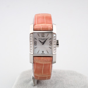 Швейцарський годинник Baume & Mercier Hampton Diamond