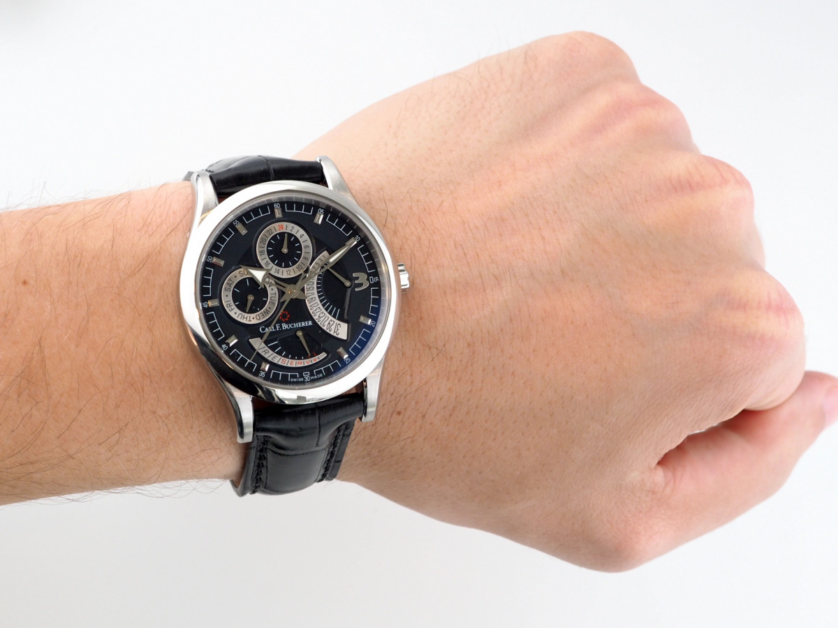 Швейцарський годинник Carl F. Bucherer Manero RetroGrade