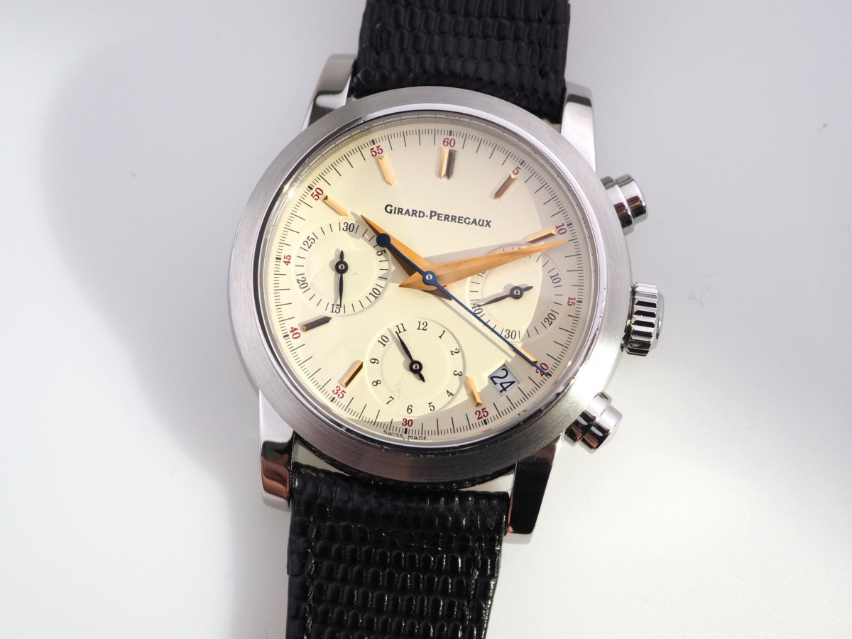 Швейцарские часы Girard Perregaux Ferrari Chronograph