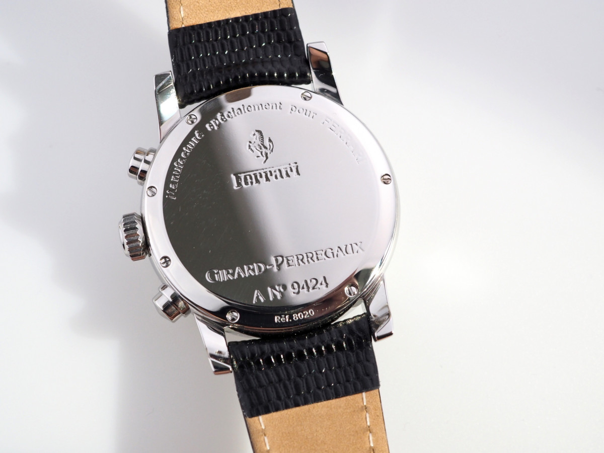 Швейцарские часы Girard Perregaux Ferrari Chronograph