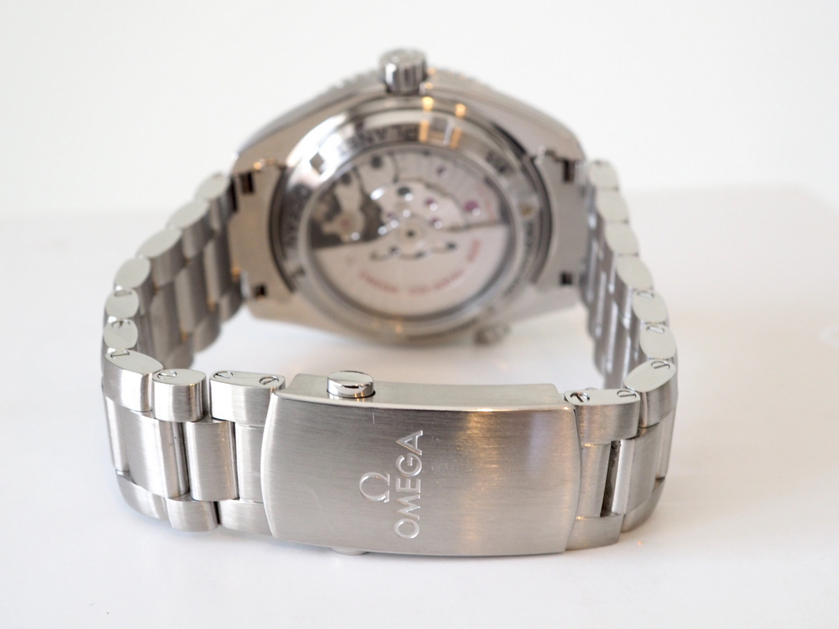 Swiss watch Omega Seamaster Planet Ocean 600M Co-Axial