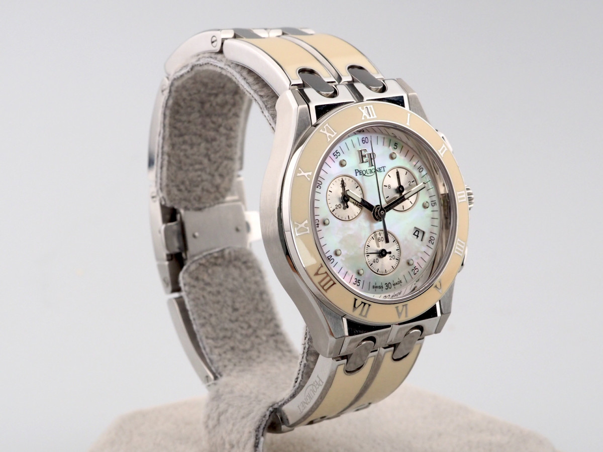 Швейцарские часы Pequignet Moorea Chronograph