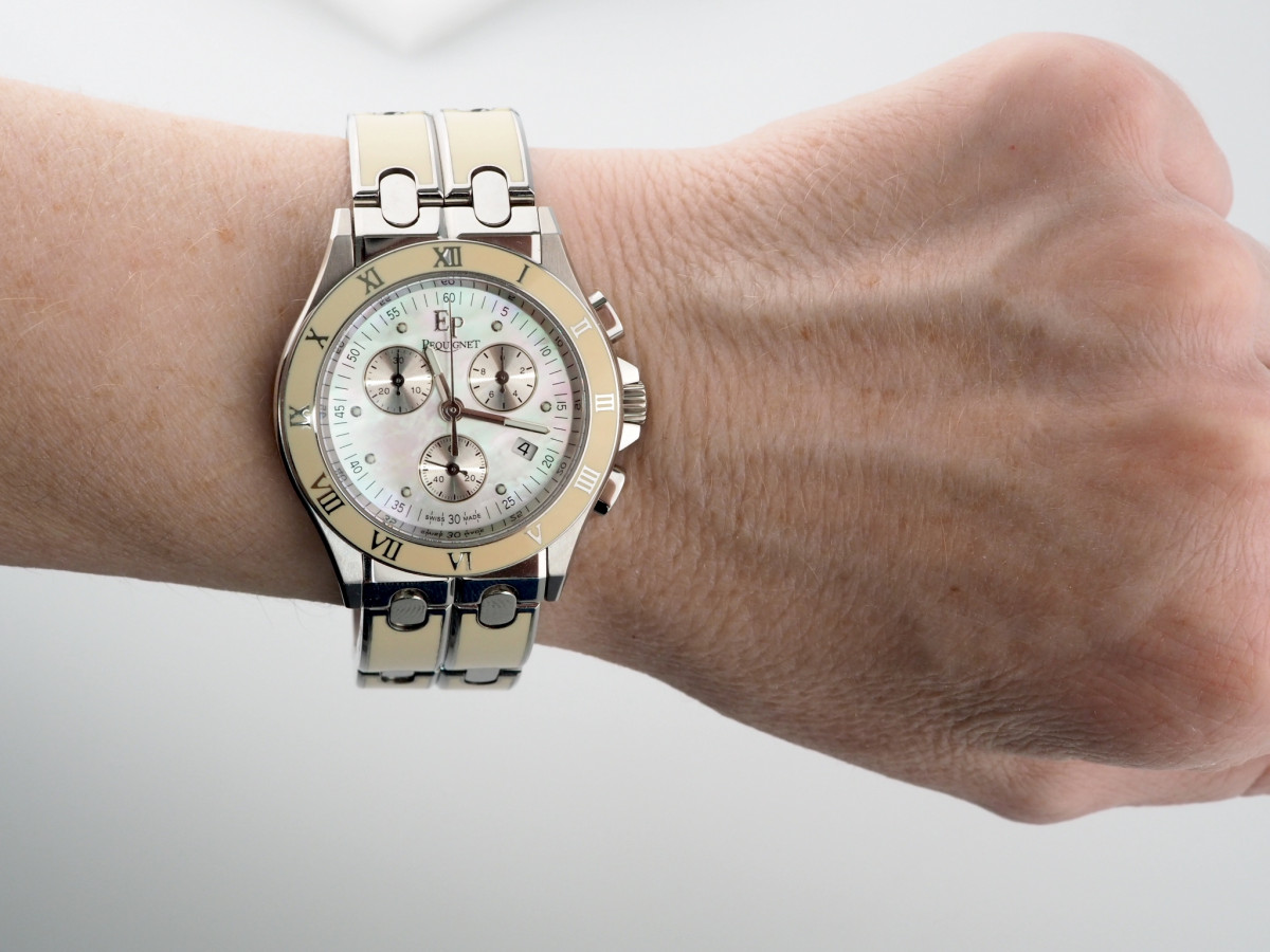 Швейцарские часы Pequignet Moorea Chronograph