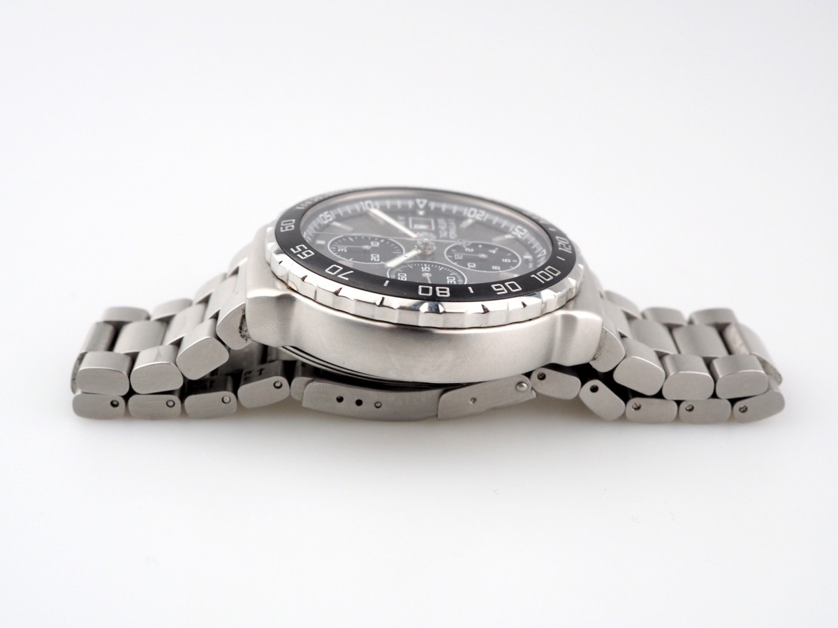 Швейцарський годинник TAG Heuer Formula 1 Calibre 16 Chronograph