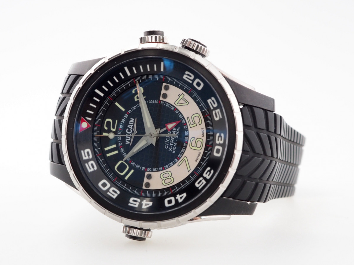 Швейцарские часы Vulcain Cricket Aviator Diver X-Treme