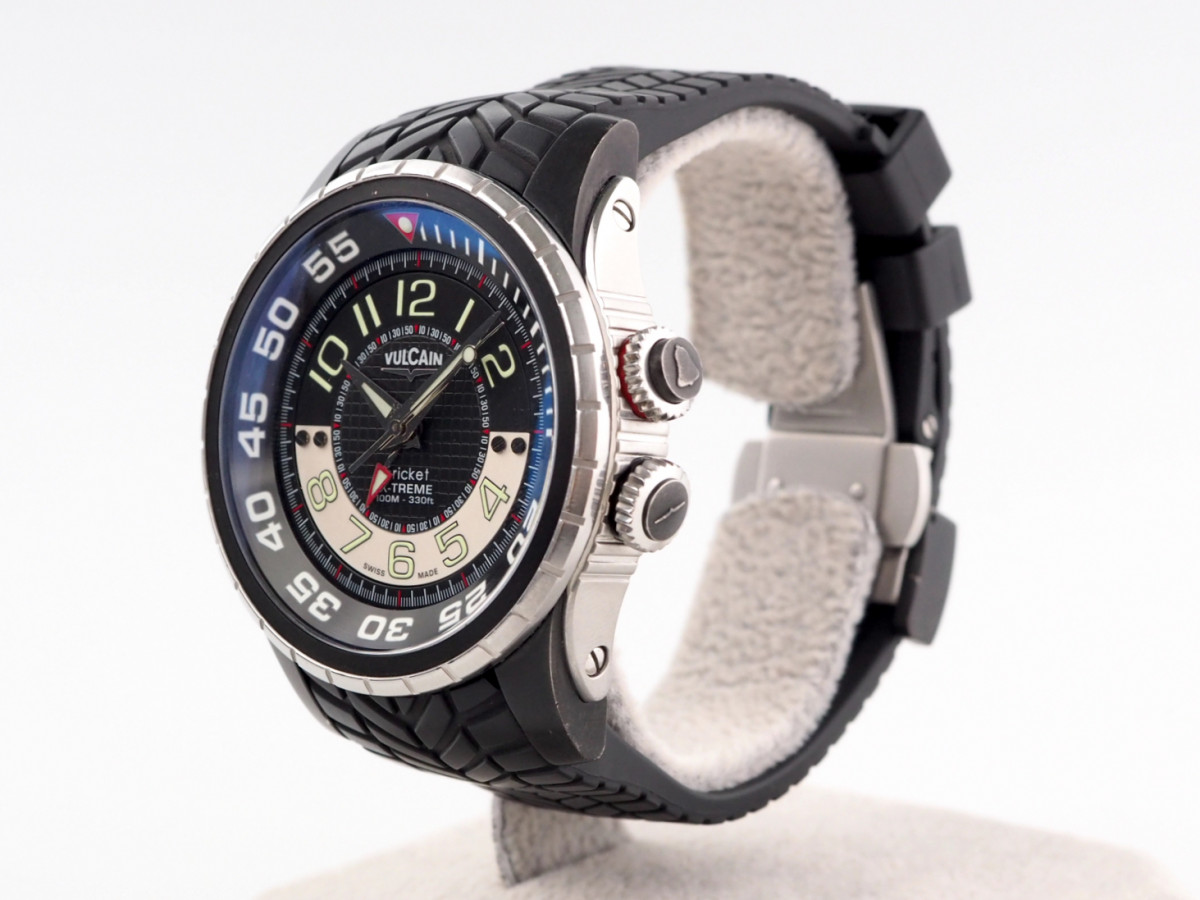 Швейцарские часы Vulcain Cricket Aviator Diver X-Treme