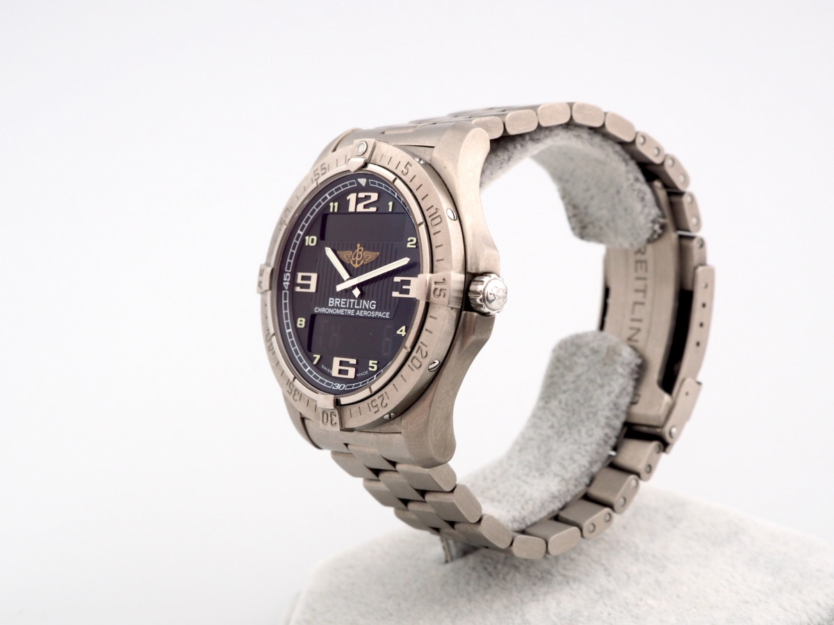 Швейцарський годинник Breitling Aerospace