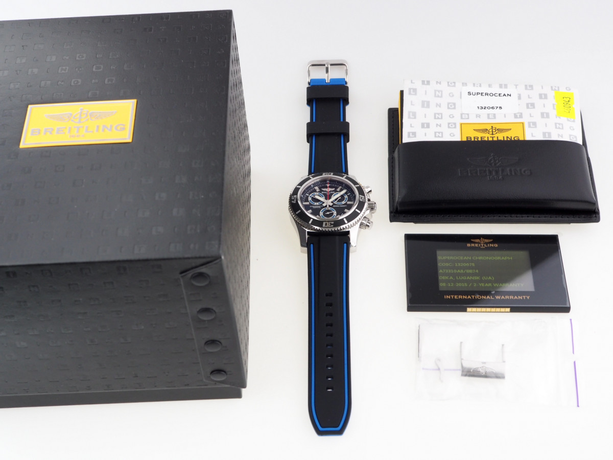 Швейцарские часы Breitling Superocean Chronograph M2000