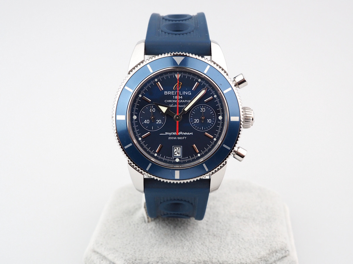Швейцарський годинник Breitling Superocean Heritage Chronograph