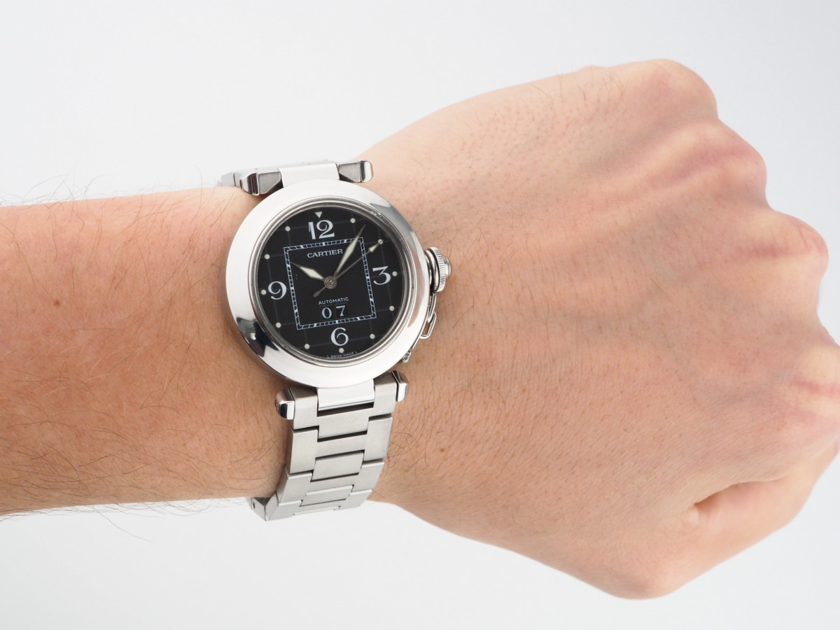 Швейцарський годинник Cartier Pasha C Big Date