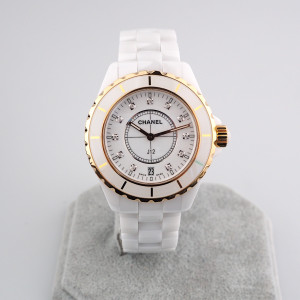 Швейцарские часы Chanel J12