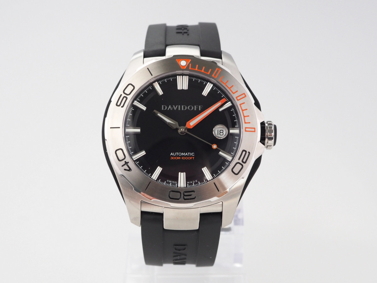 Швейцарские часы Davidoff Velocity Diver Black Dial Rubber Strap
