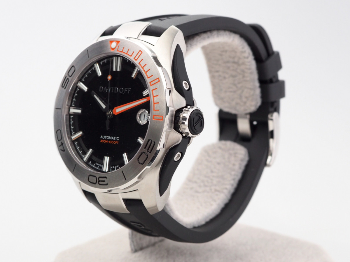 Швейцарские часы Davidoff Velocity Diver Black Dial Rubber Strap