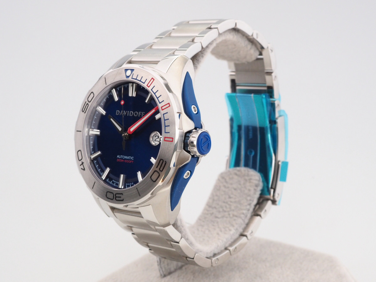 Швейцарские часы Davidoff Velocity Diver Blue Dial