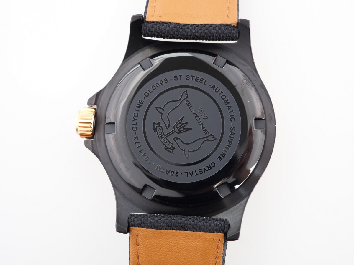 Швейцарские часы Glycine Combat SUB Golden Eye