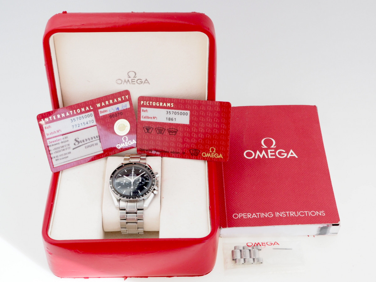 Швейцарские часы Omega Speedmaster Moonwatch Professional Chronograph