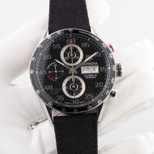 Швейцарський годинник TAG Heuer Carrera Day Date Caliber 16 Chronograph