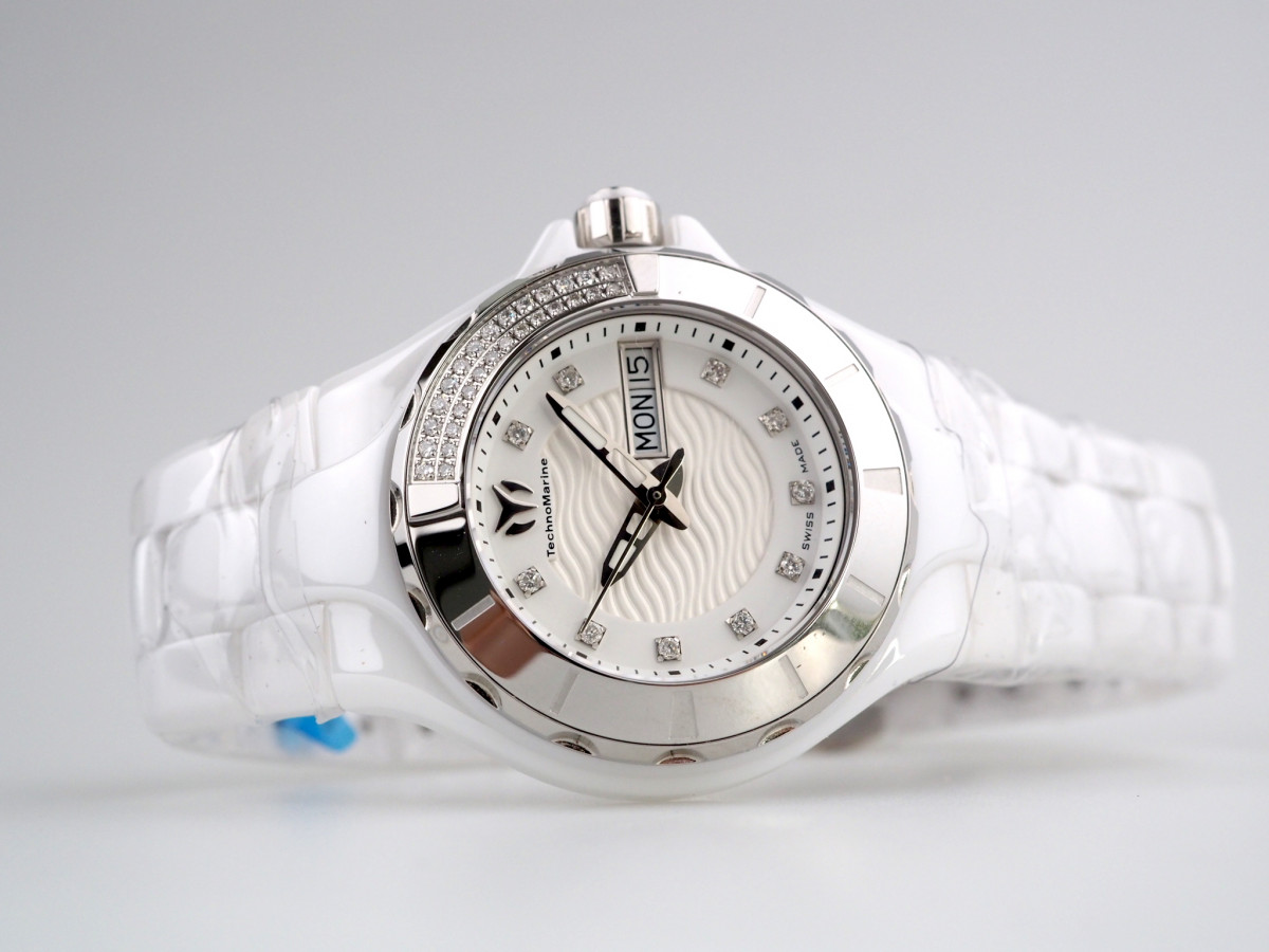 Швейцарские часы Technomarine Cruise White Diamonds