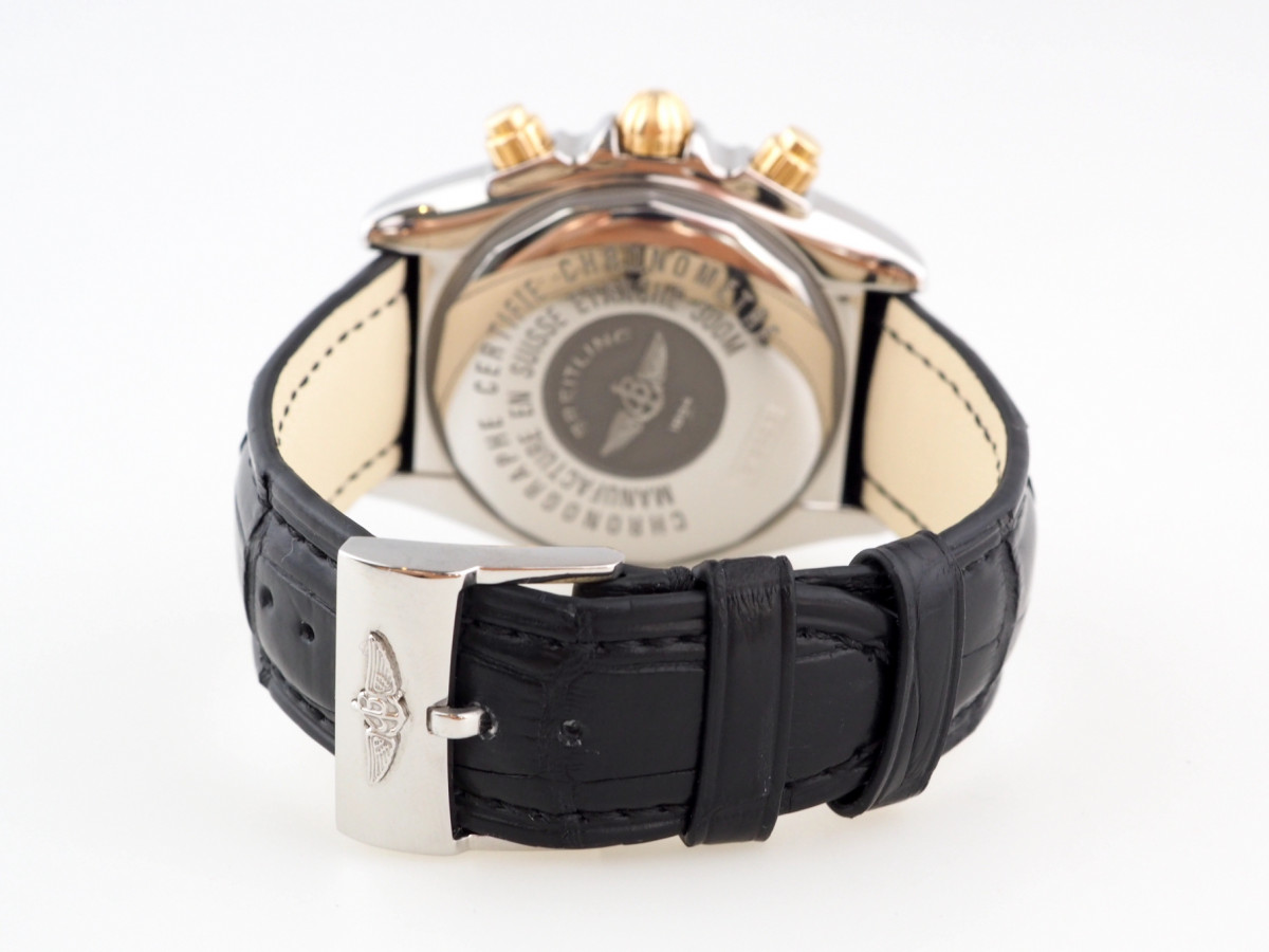 Швейцарський годинник Breitling Chronomat Evolution