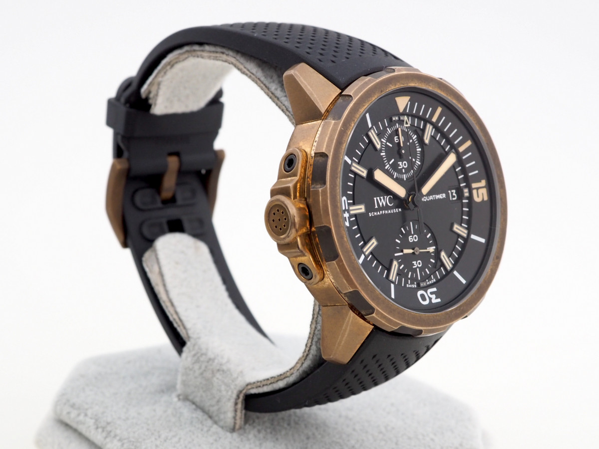 Швейцарские часы IWC Aquatimer Chronograph Expedition Charles Darwin