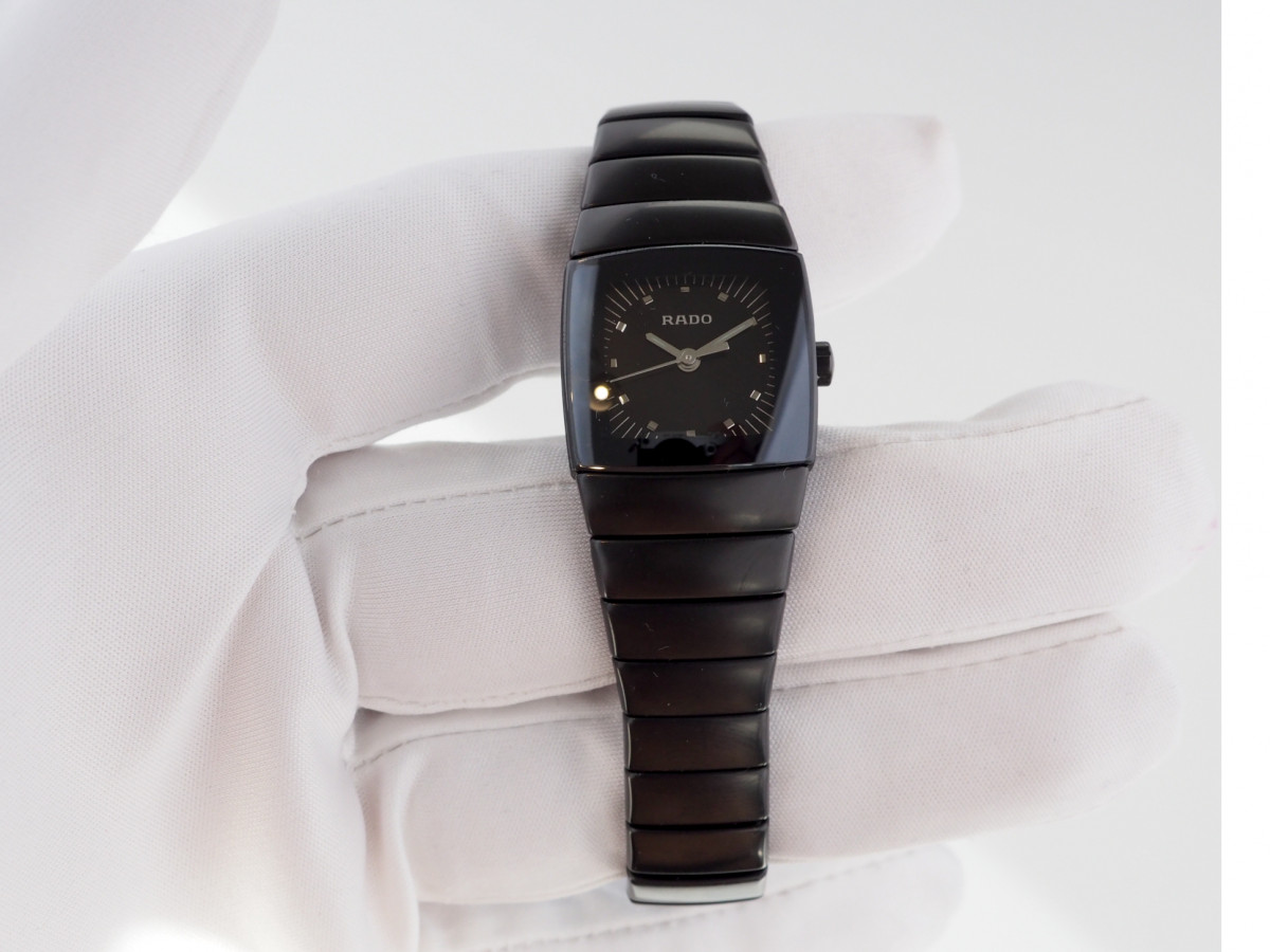 Швейцарський годинник Rado Sintra Matte Ceramic