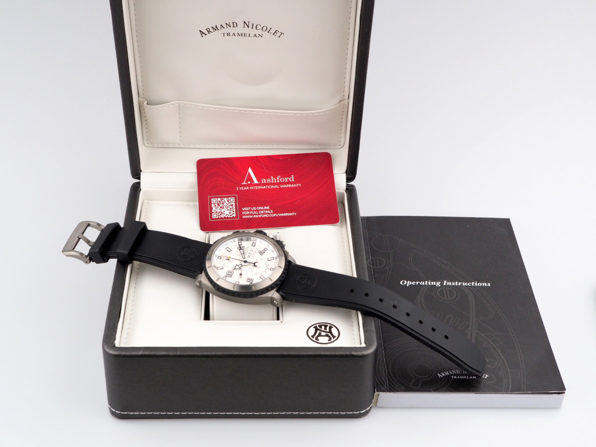 Швейцарський годинник Armand Nicolet S05