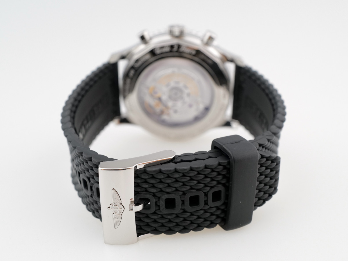 Швейцарские часы Breitling Navitimer 1 B01 Chronograph