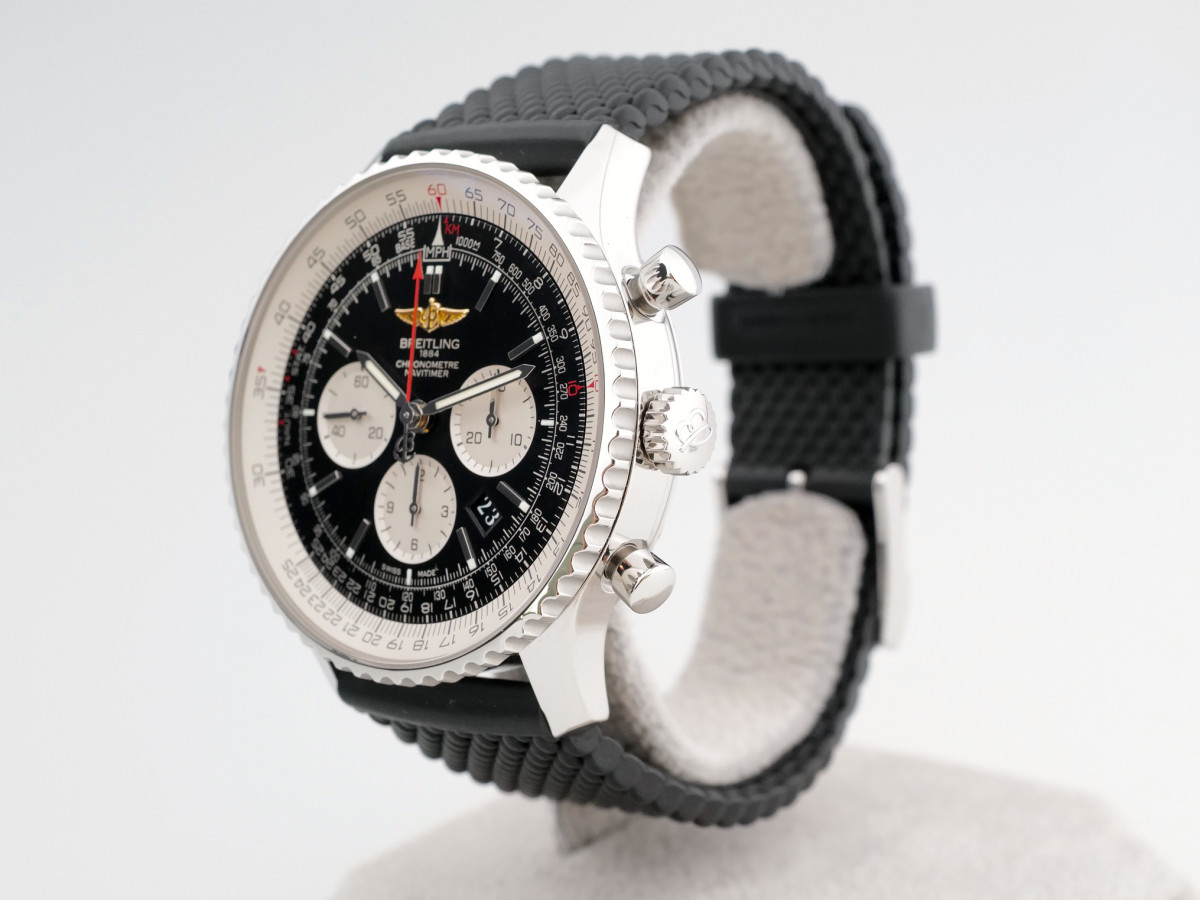 Швейцарские часы Breitling Navitimer 1 B01 Chronograph