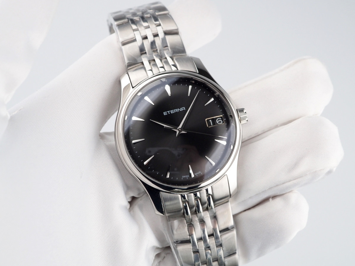 Швейцарський годинник Eterna Vaughan Big Date