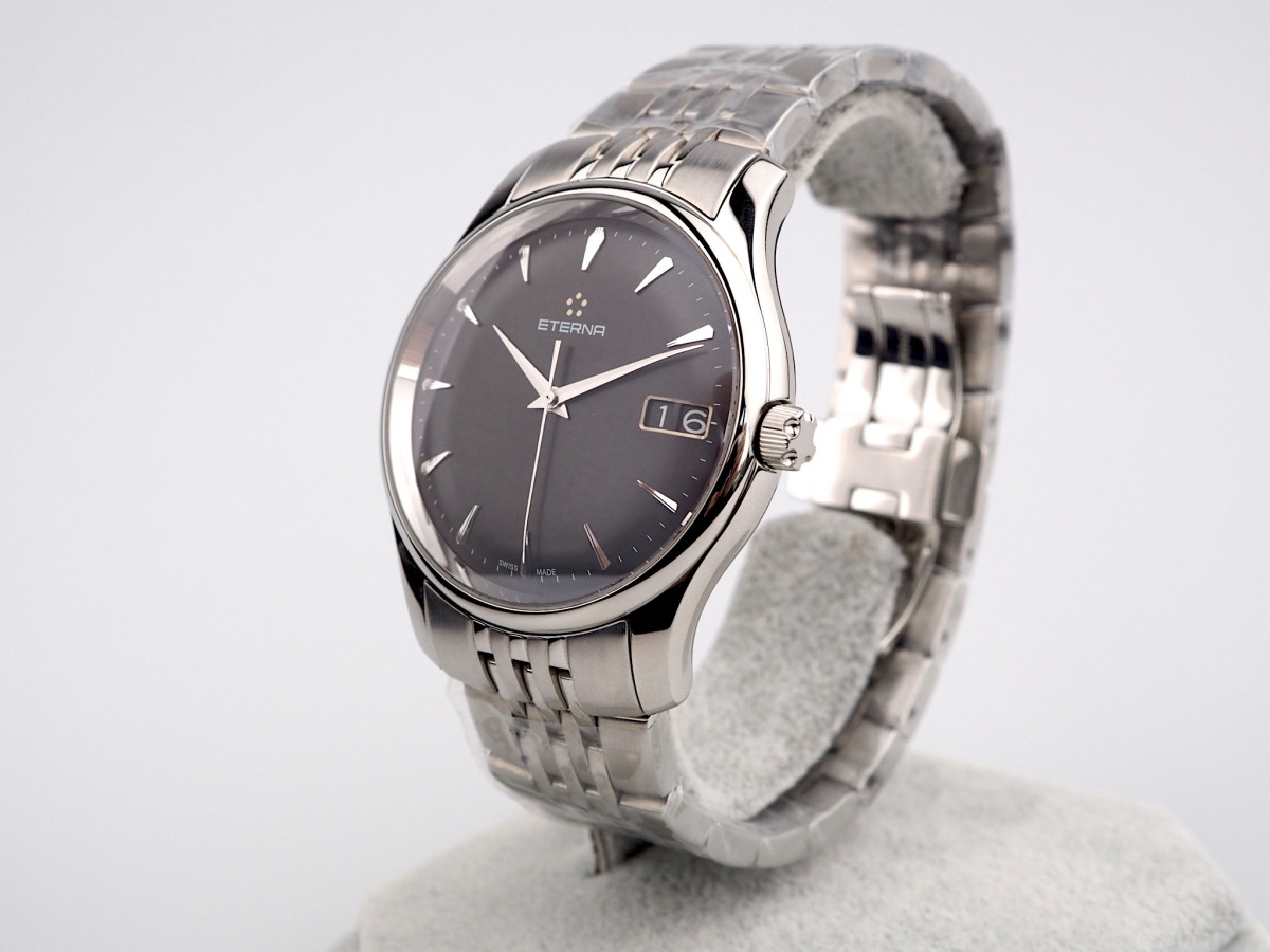 Швейцарський годинник Eterna Vaughan Big Date