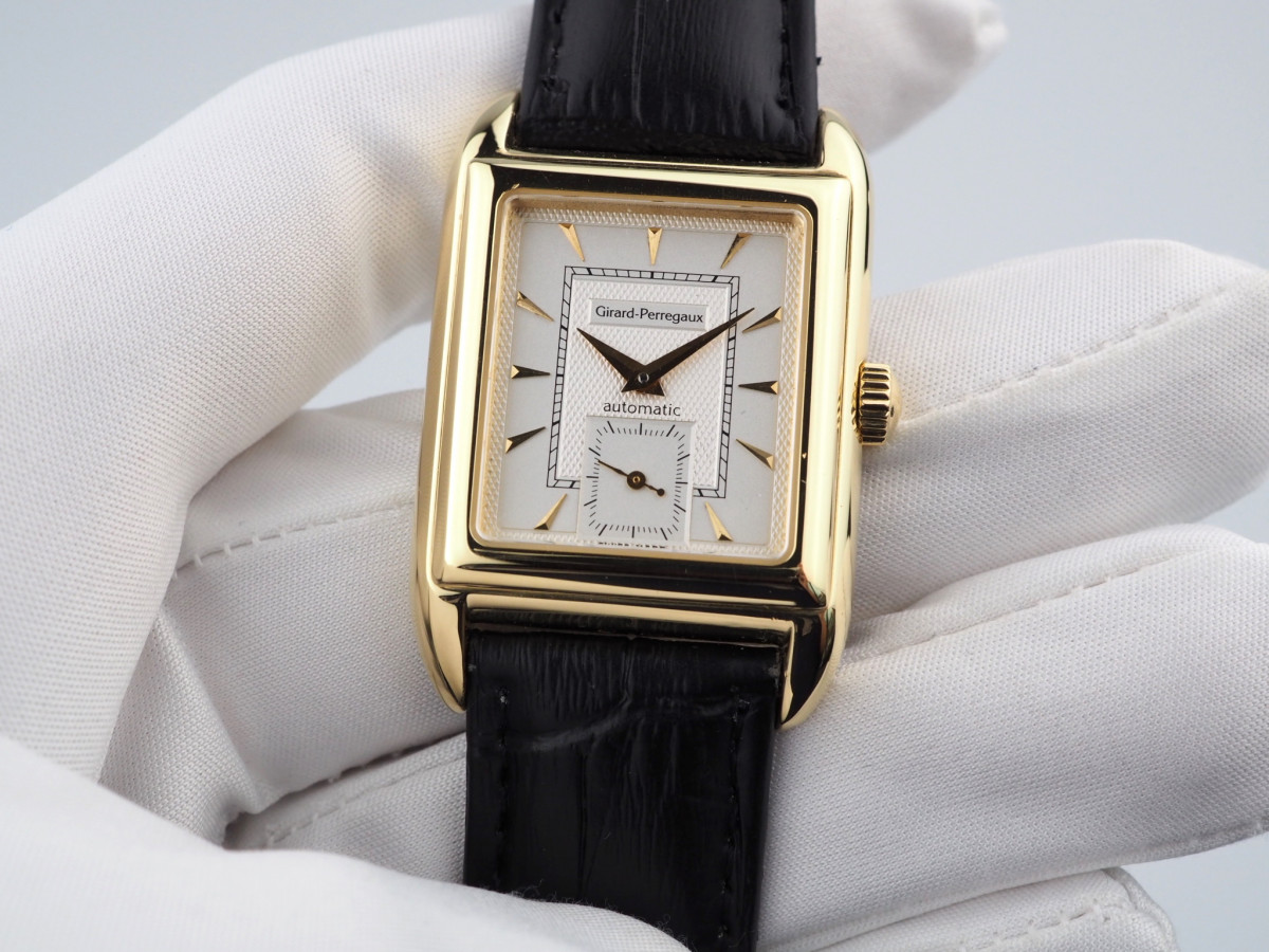 Швейцарские часы Girard Perregaux Richeville