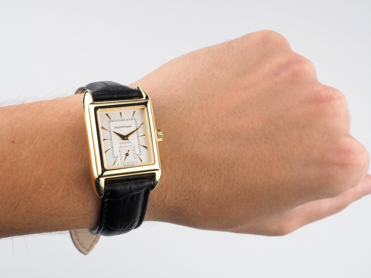 Швейцарские часы Girard Perregaux Richeville