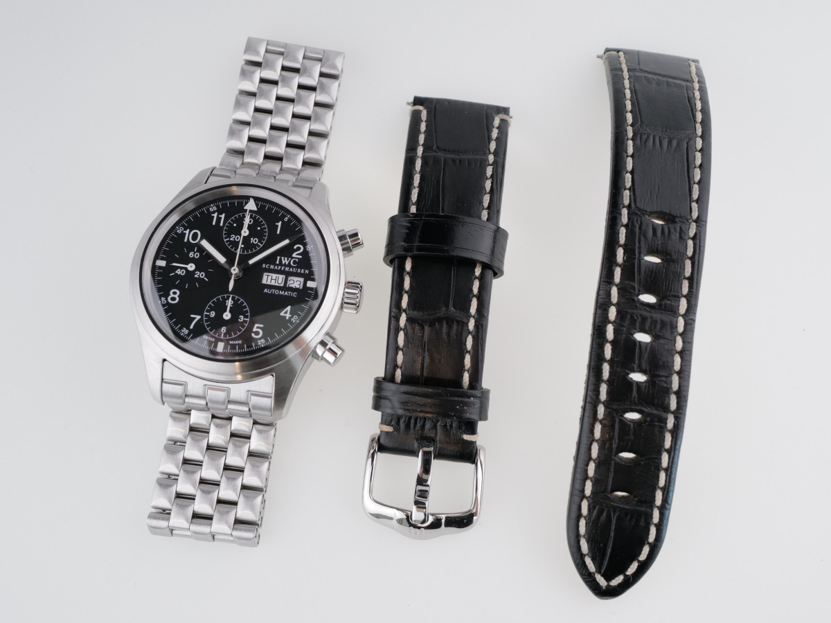 Швейцарские часы IWC Pilot Spitfire Chronograph