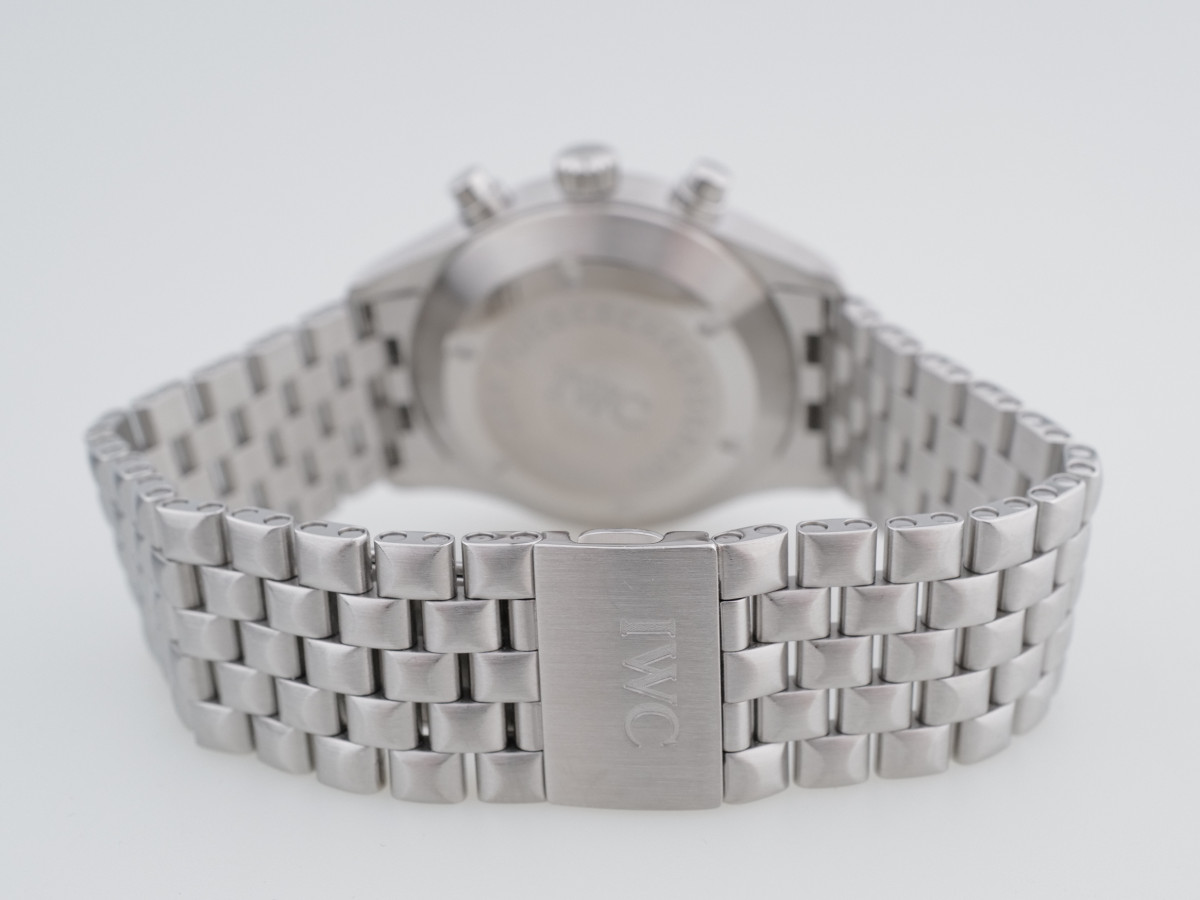 Швейцарские часы IWC Pilot Spitfire Chronograph