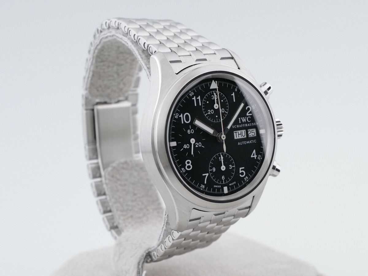 Швейцарские часы IWC Pilot Spitfire Chronograph