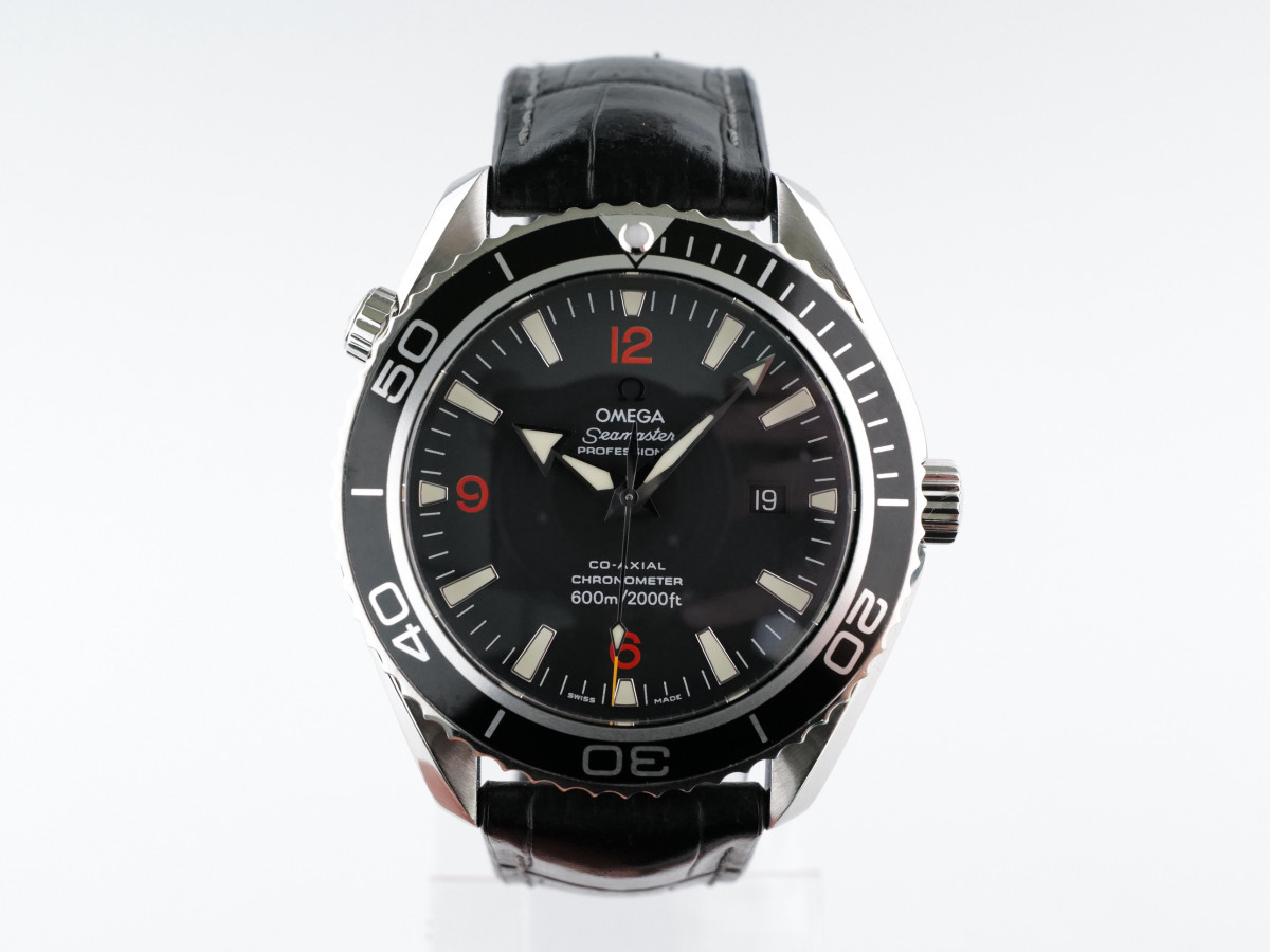 Swiss watch Omega Seamaster Planet Ocean 600M Co-Axial