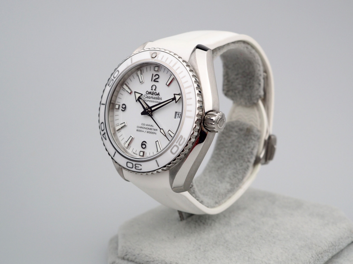 Swiss watch Omega Seamaster Planet Ocean Co Axial White