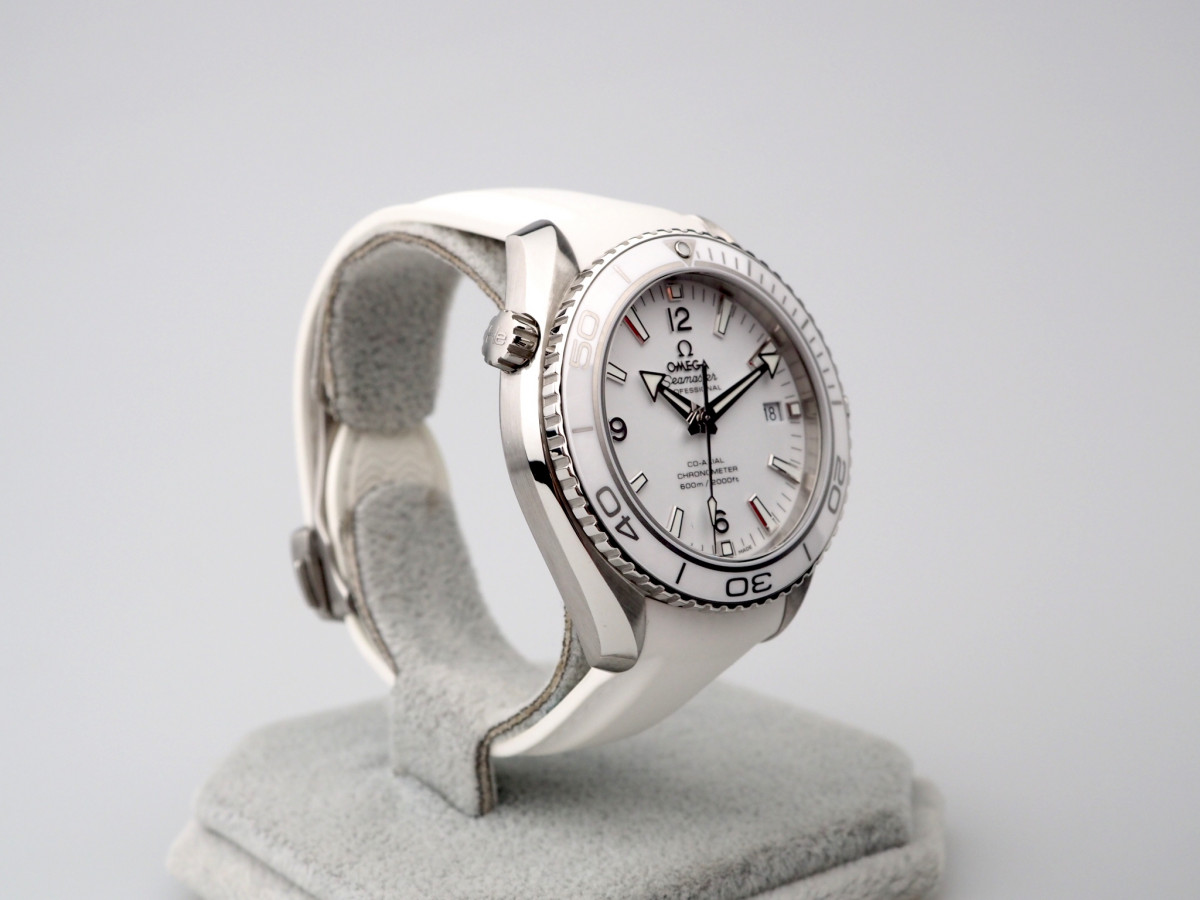 Swiss watch Omega Seamaster Planet Ocean Co Axial White