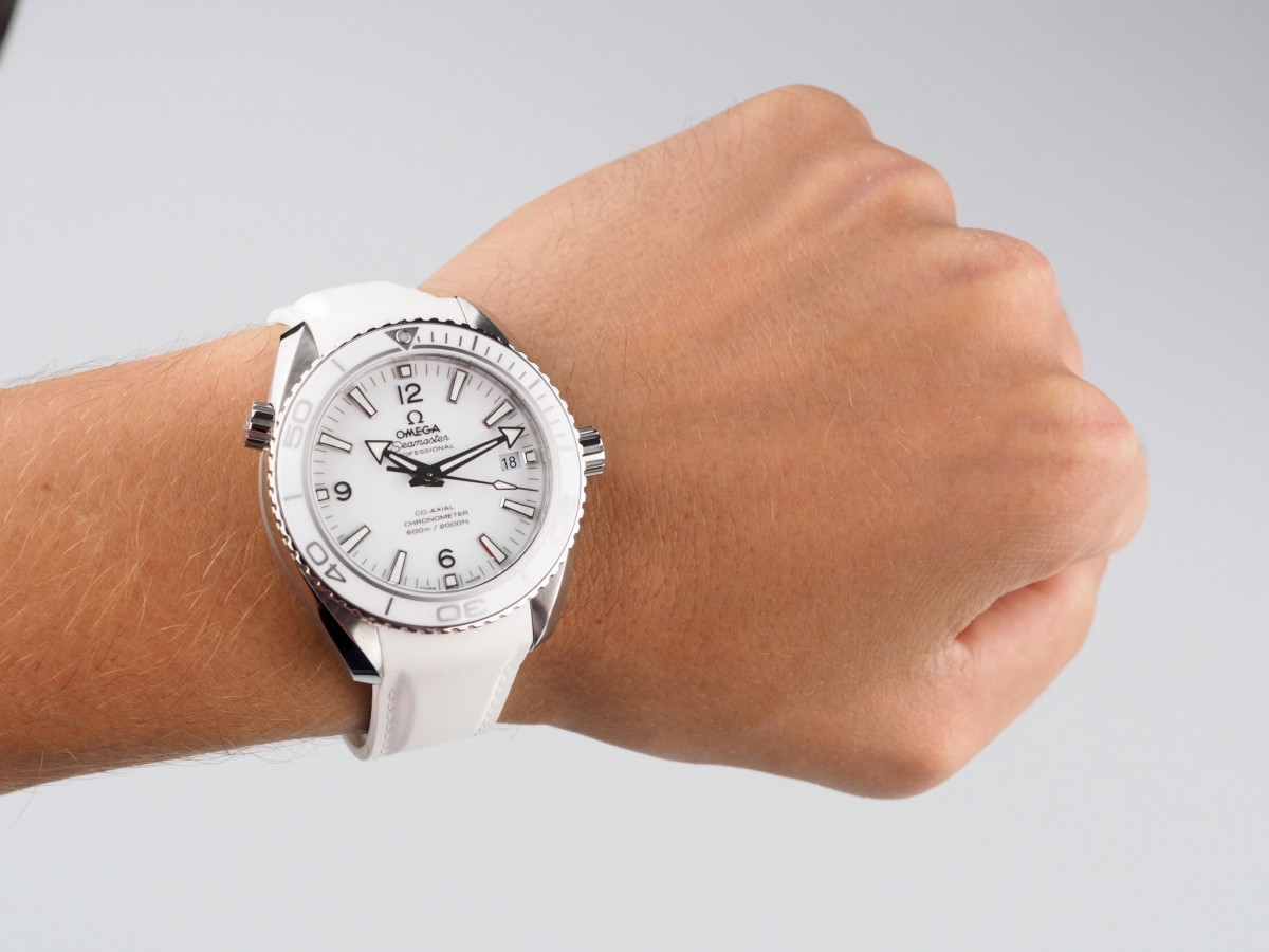 Swiss watch Omega Seamaster Planet Ocean Co Axial White