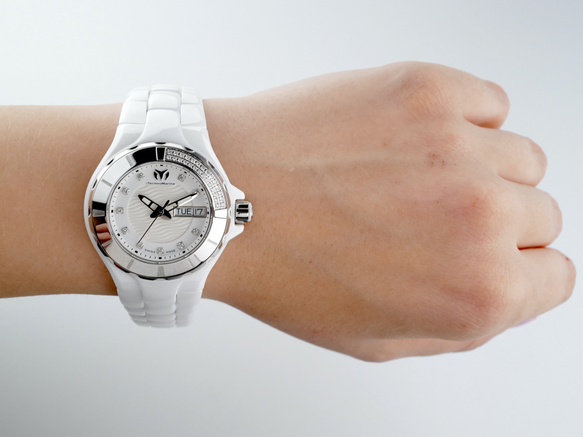 Швейцарские часы Technomarine Cruise White Diamonds