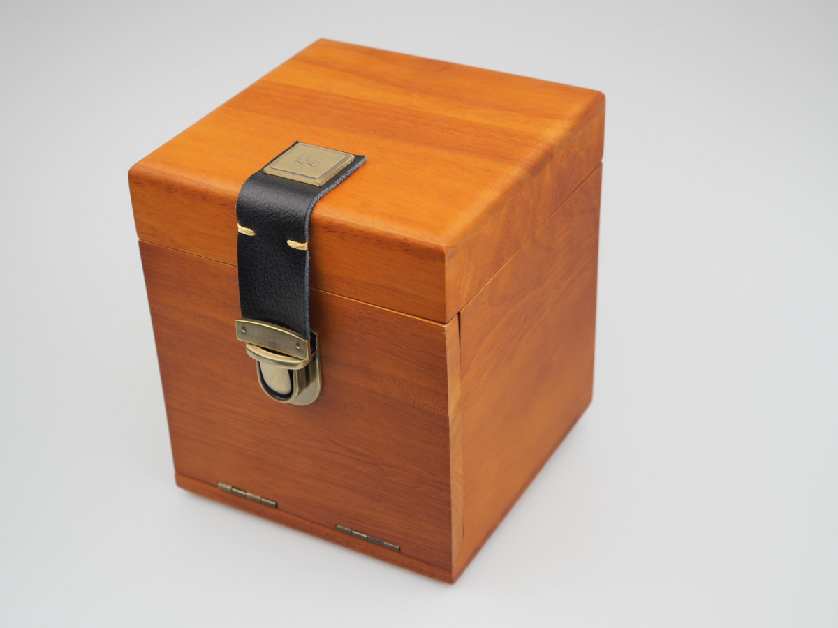 Швейцарские часы Terra Cielo Mare Crono Sorci Verdi Destro