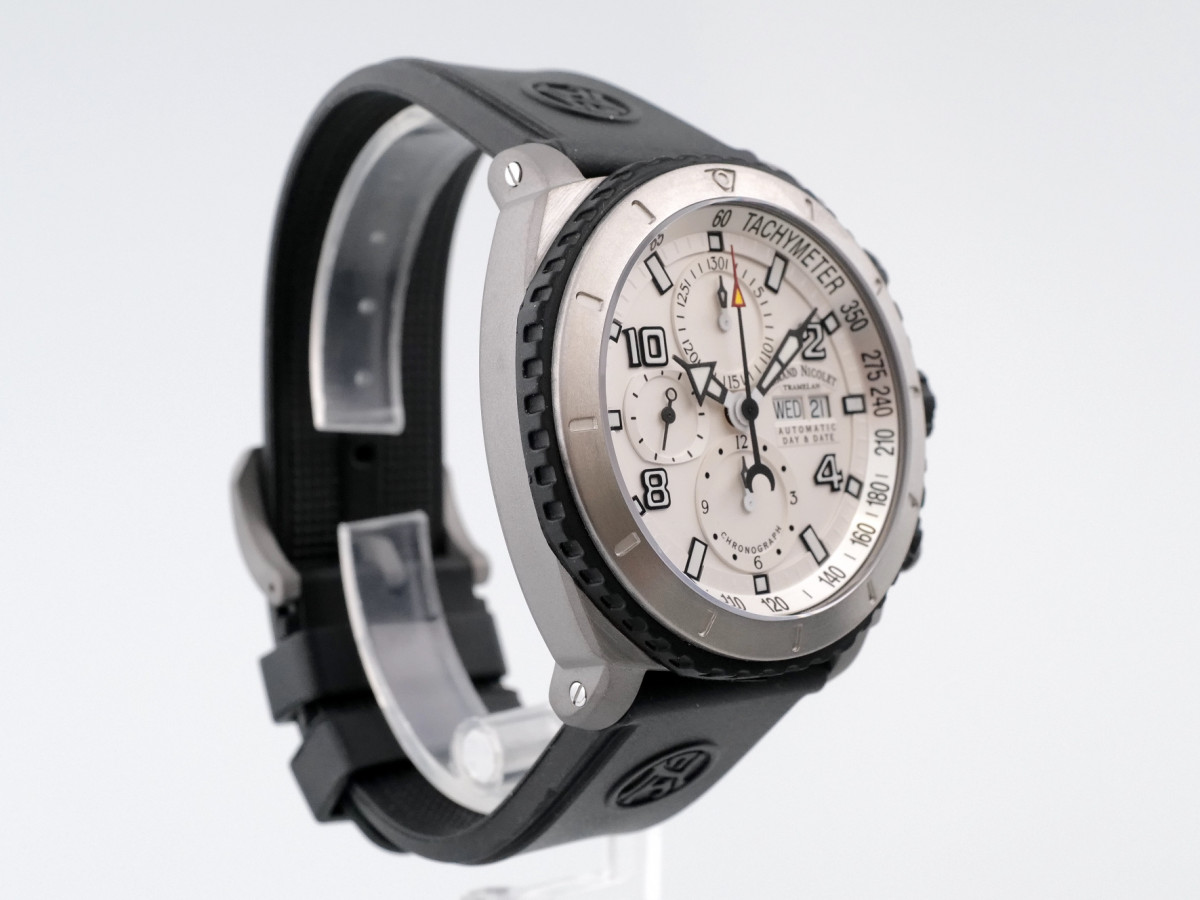 Швейцарський годинник Armand Nicolet S05