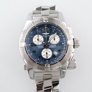Швейцарський годинник Breitling Emergency Mission