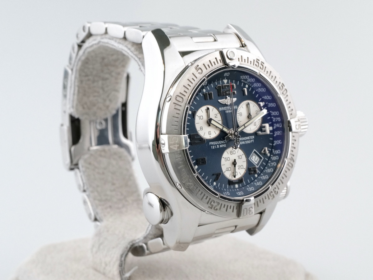 Швейцарський годинник Breitling Emergency Mission