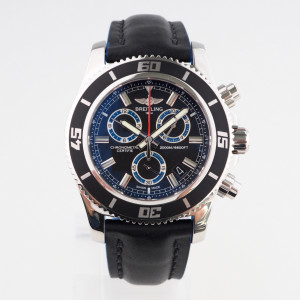 Швейцарський годинник Breitling Superocean Chronograph M2000