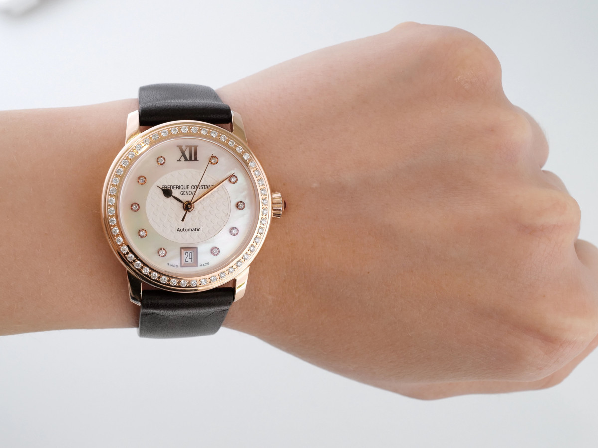 Швейцарские часы Frederique Constant Mother of Pearl Ladies