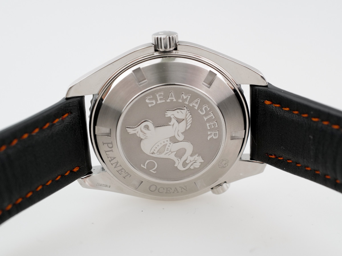 Swiss watch Omega Seamaster Planet Ocean 600M Co-Axial