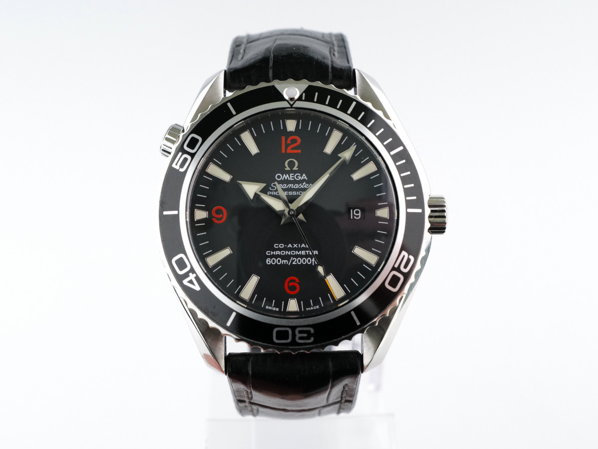 Swiss watch Omega Seamaster Planet Ocean 600M Co-Axial