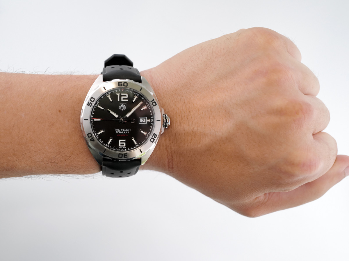 Швейцарський годинник TAG Heuer Formula 1 Automatic